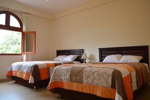 Twin Room | In-room safe, iron/ironing board, free WiFi