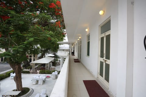 Standard Room | Courtyard view