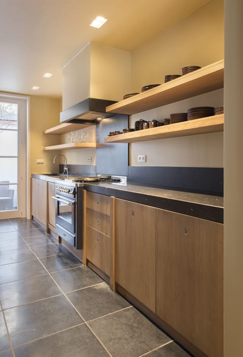 Suite | Private kitchen | Espresso maker, coffee/tea maker, electric kettle