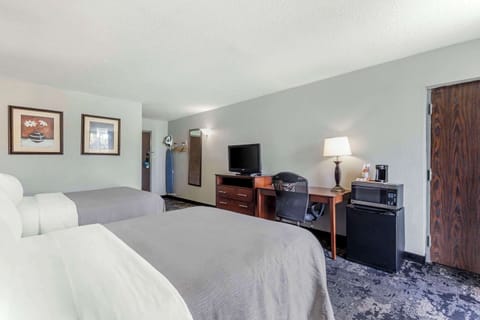 Standard Room, 2 Queen Beds, Non Smoking | Premium bedding, down comforters, pillowtop beds, desk