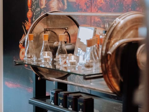 Breakfast, lunch, dinner served; Mediterranean cuisine 