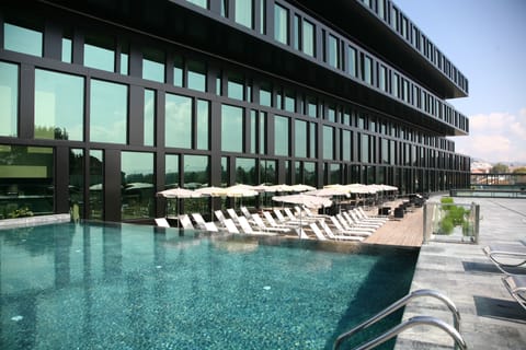 Indoor pool, outdoor pool