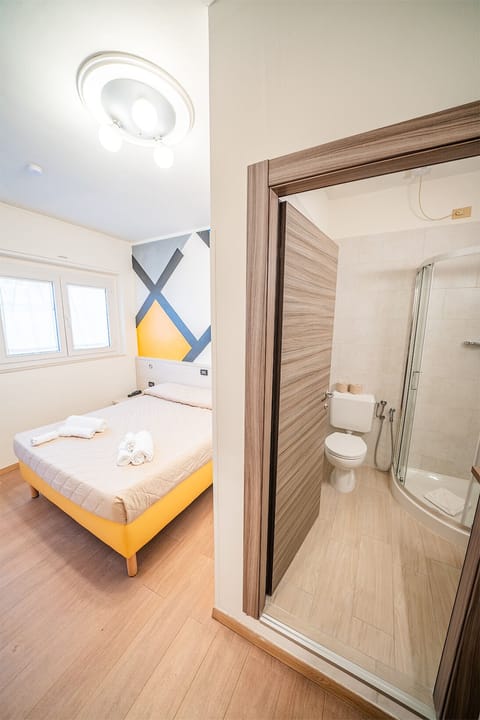 Minibar, in-room safe, individually decorated, individually furnished