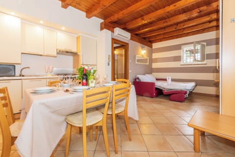 Standard Apartment, 2 Bedrooms | Private kitchen | Full-size fridge, oven, stovetop, dishwasher