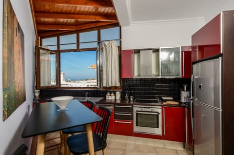 Luxury Apartment, Multiple Beds, Sea View | Private kitchen | Fridge, coffee/tea maker, electric kettle