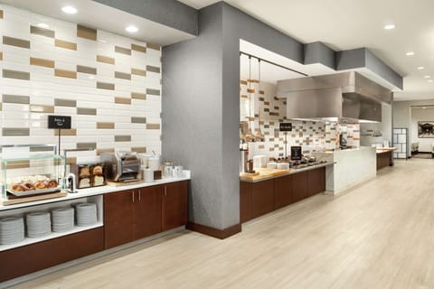 Free daily cooked-to-order breakfast