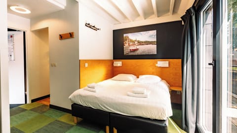 Double Room, Balcony | Blackout drapes, free WiFi, bed sheets