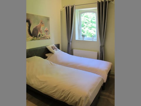 Double or Twin Room, Private Bathroom (Les Ecureuils) | Premium bedding, memory foam beds, minibar, individually furnished