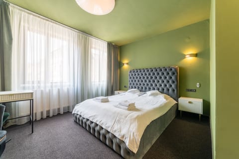 Deluxe Double Room, 1 Bedroom | Hypo-allergenic bedding, individually decorated, individually furnished