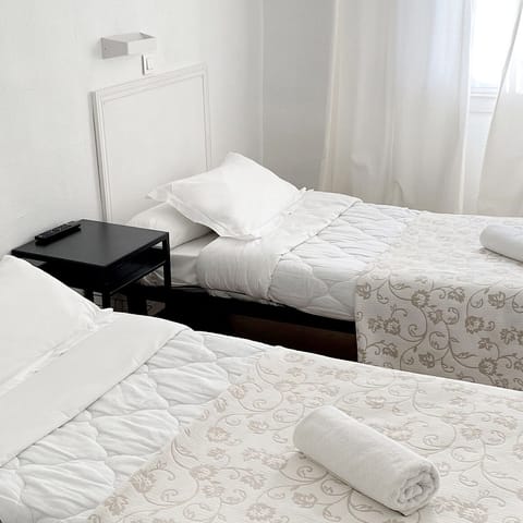 Twin Room | Premium bedding, memory foam beds, free WiFi, bed sheets