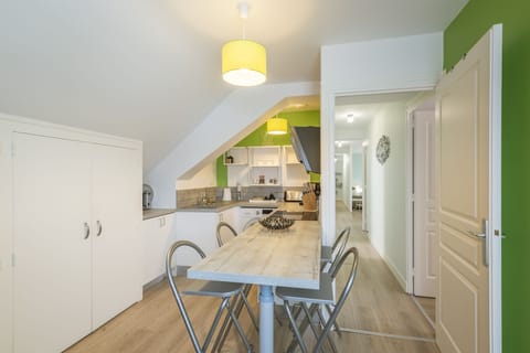 Superior Cottage, Ensuite (Agnés Sorel) | Private kitchen