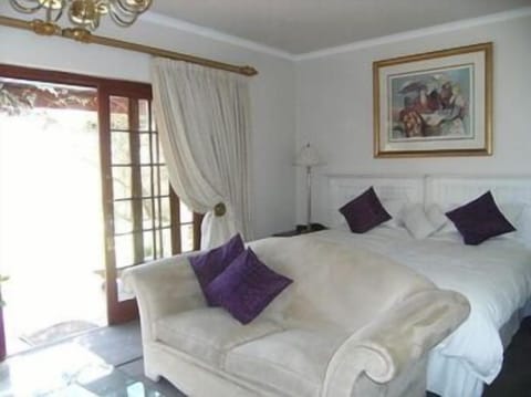 Luxury Room, 1 Bedroom | 1 bedroom, in-room safe, free WiFi