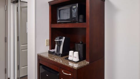 In-room safe, desk, laptop workspace, iron/ironing board