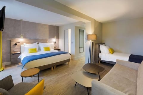 Family Room, Multiple Beds | Premium bedding, in-room safe, individually decorated