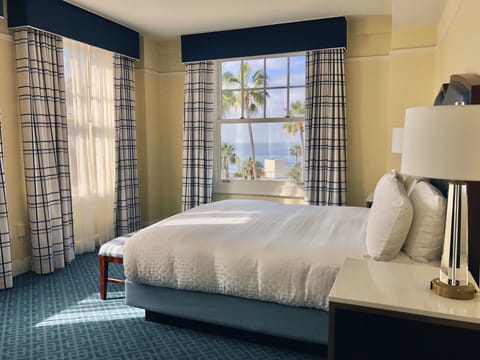 Superior Room, 1 King Bed with Sofa bed, Ocean View | Beach/ocean view