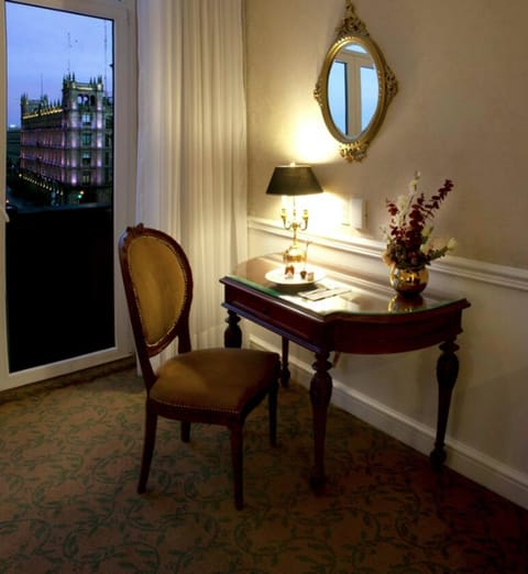 Master Suite Zocalo View | Room amenity