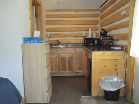 Standard Cabin, 1 Queen Bed | Private kitchen | Fridge, microwave, coffee/tea maker, freezer