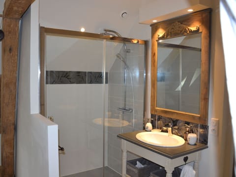 Comfort Suite, Ensuite, Garden View (2 Chambres) | Bathroom