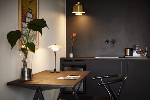 Superior Room, Balcony, Sea View | Premium bedding, in-room safe, desk, blackout drapes