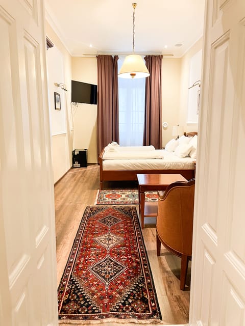 Standard Double Room | In-room safe, individually decorated, individually furnished, desk