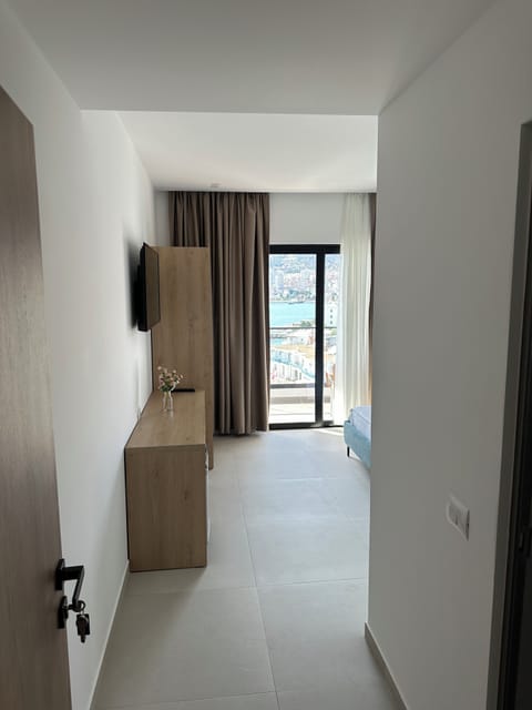 Deluxe Double Room, Sea View | Soundproofing, free WiFi