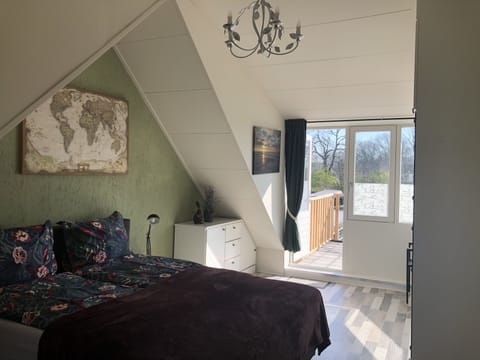 Comfort Apartment, 1 Bedroom | Premium bedding, minibar, individually decorated, individually furnished