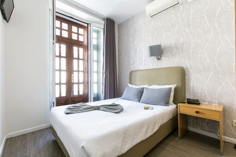 Double Room | In-room safe, free WiFi, bed sheets