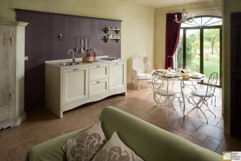 Family Suite | Private kitchen