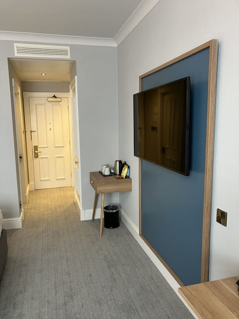 Desk, iron/ironing board, free WiFi, bed sheets