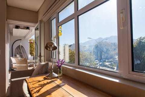 Standard Apartment, 2 Bedrooms | Living area