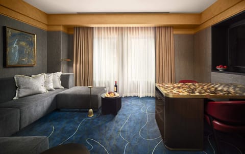 Royal Suite, 1 King Bed | Frette Italian sheets, premium bedding, minibar, in-room safe