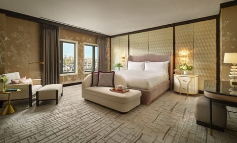 Royal Suite, 1 King Bed | Frette Italian sheets, premium bedding, minibar, in-room safe