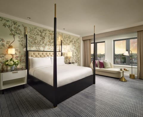 Presidential Suite, 1 King Bed | Frette Italian sheets, premium bedding, minibar, in-room safe