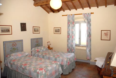 Villa, 6 Bedrooms | 6 bedrooms, free cribs/infant beds, rollaway beds, free WiFi