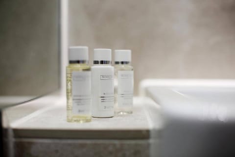 Minibar, in-room safe, individually decorated, individually furnished