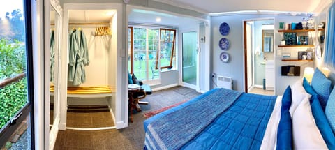 Signature Chalet, 1 Queen Bed, Non Smoking, Garden View | Premium bedding, Select Comfort beds, minibar, in-room safe