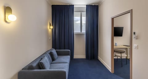 In-room safe, desk, soundproofing, iron/ironing board