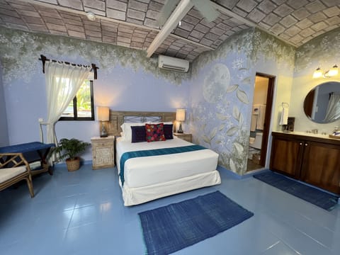 Stars & Jasmines. Garden Room | In-room safe, individually decorated, iron/ironing board, free WiFi