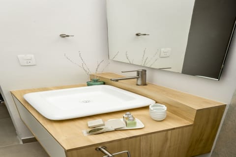 Superior Room | Bathroom | Separate tub and shower, hair dryer, towels, soap