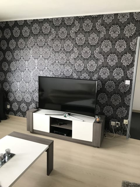 Apartment, 1 Bedroom | Room amenity