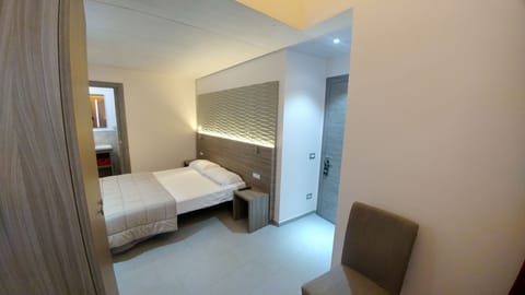 Junior Suite | Free minibar items, in-room safe, soundproofing, free WiFi