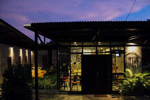 32-inch LCD TV with satellite channels, TV