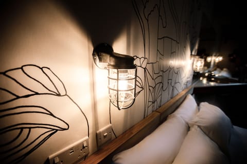 Signature Double Room, 1 Double Bed, Non Smoking, Shared Bathroom | Individually decorated, desk, laptop workspace, free WiFi