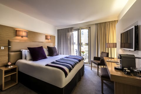 Deluxe Room, 1 Queen Bed, Terrace, Pool View | Premium bedding, minibar, in-room safe, individually decorated