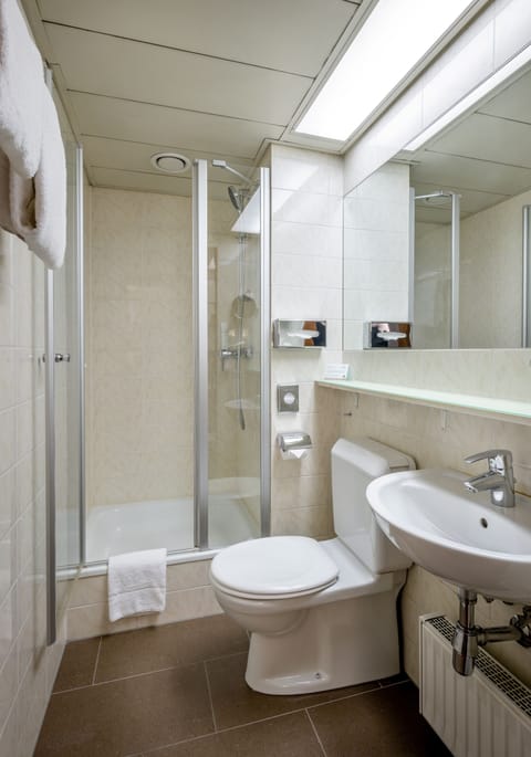 Free toiletries, hair dryer, towels