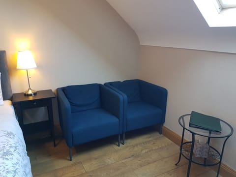 Comfort Double Room: Breakfast NOT included | Iron/ironing board, free WiFi, bed sheets