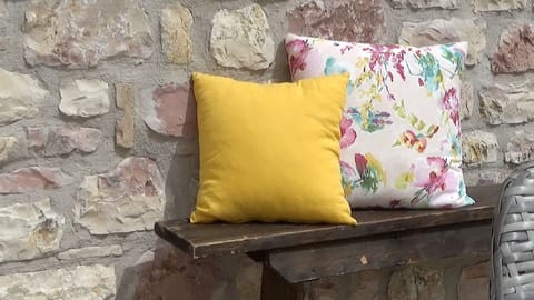 Superior Apartment, Courtyard View, Annex Building (Perlasio) | Terrace/patio