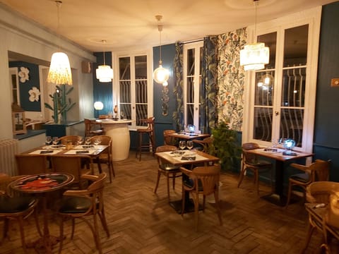 Daily buffet breakfast (EUR 8.00 per person)