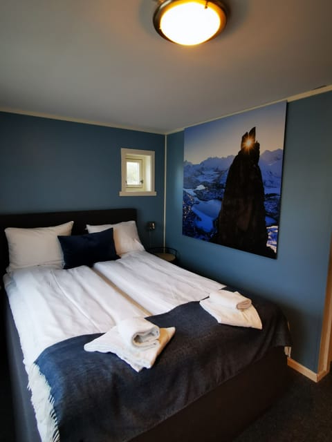 Standard Double Room | Premium bedding, desk, blackout drapes, soundproofing
