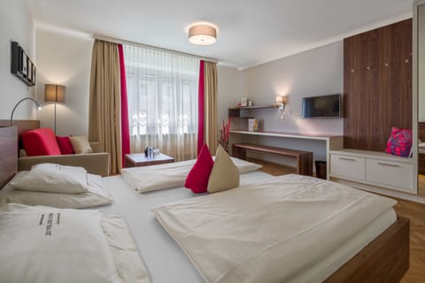 Deluxe Double Room | 1 bedroom, in-room safe, individually decorated, individually furnished